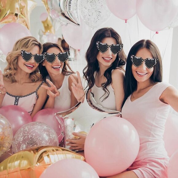 ?Women Black Heart Sunglasses Bride to Be Bachelorette Party Bride Sunglasses main image 5